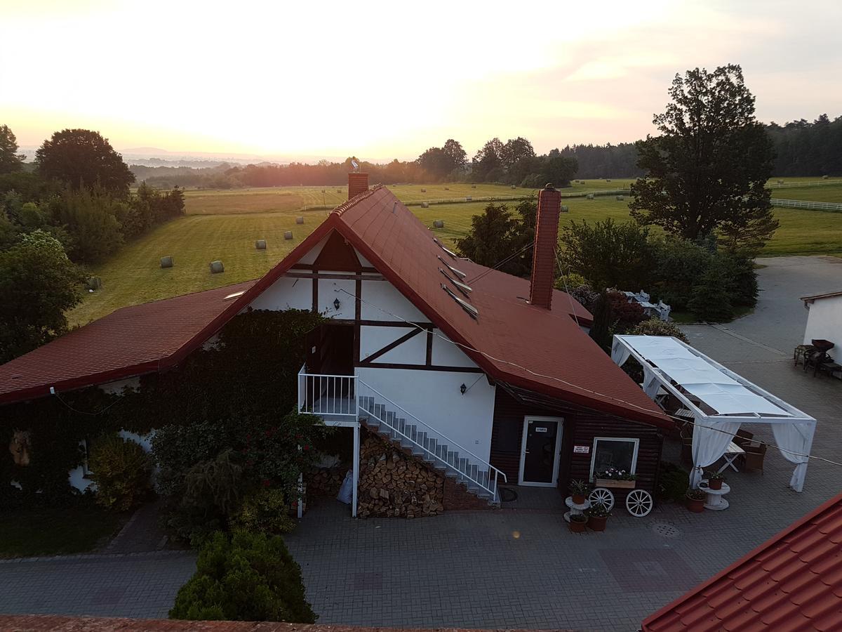 Villa Folwark Leszczynówka Srebrna Góra Exterior foto